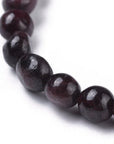 Bracciale elastico con pepite in Granato - Forza, vitalità e rigenerazione - Clorophilla Shop