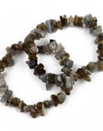 Bracciale elastico in chips di Labradorite - Pensiero e Nostalgia - Clorophilla Shop