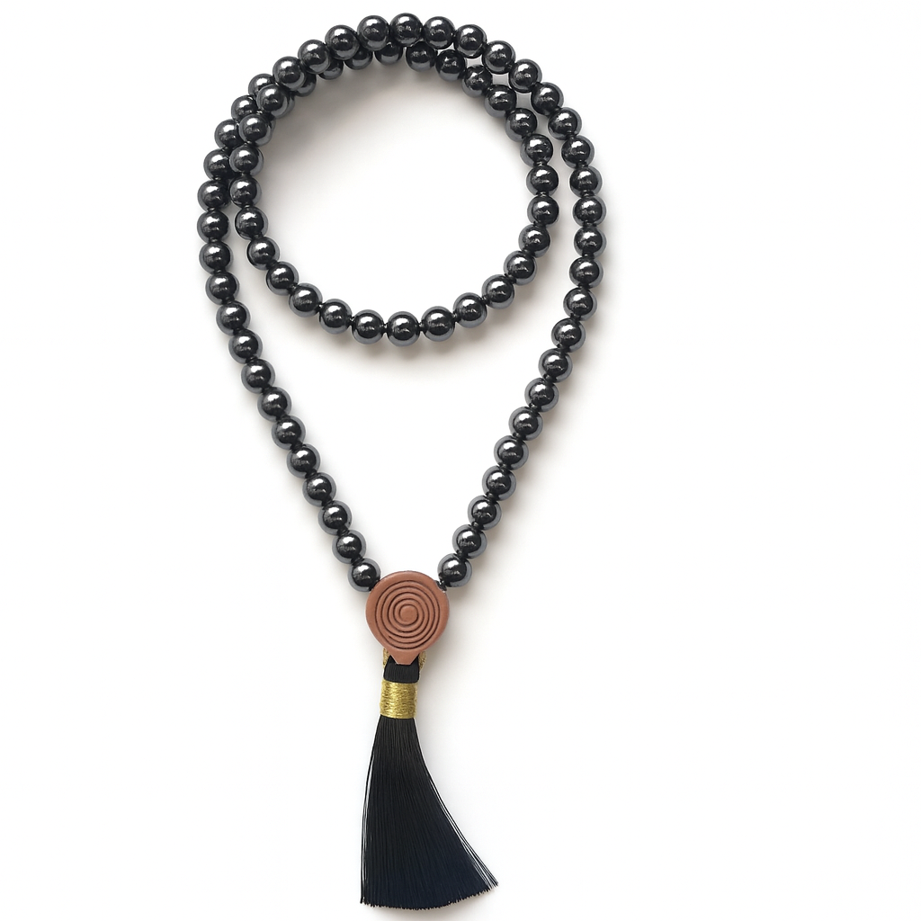 MALA TIBETANA IN EMATITE - Radicamento, stabilità e protezione | Scopri su Clorophilla Shop