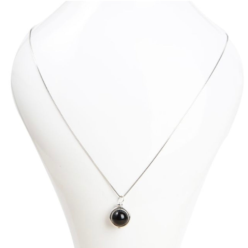 Collana con pendente a sfera in Onice nero - Argento 925 | Scopri su Clorophilla Shop
