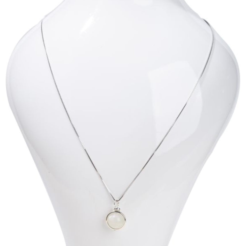 Collana con pendente a sfera in Pietra di Luna - Argento 925 | Scopri su Clorophilla Shop