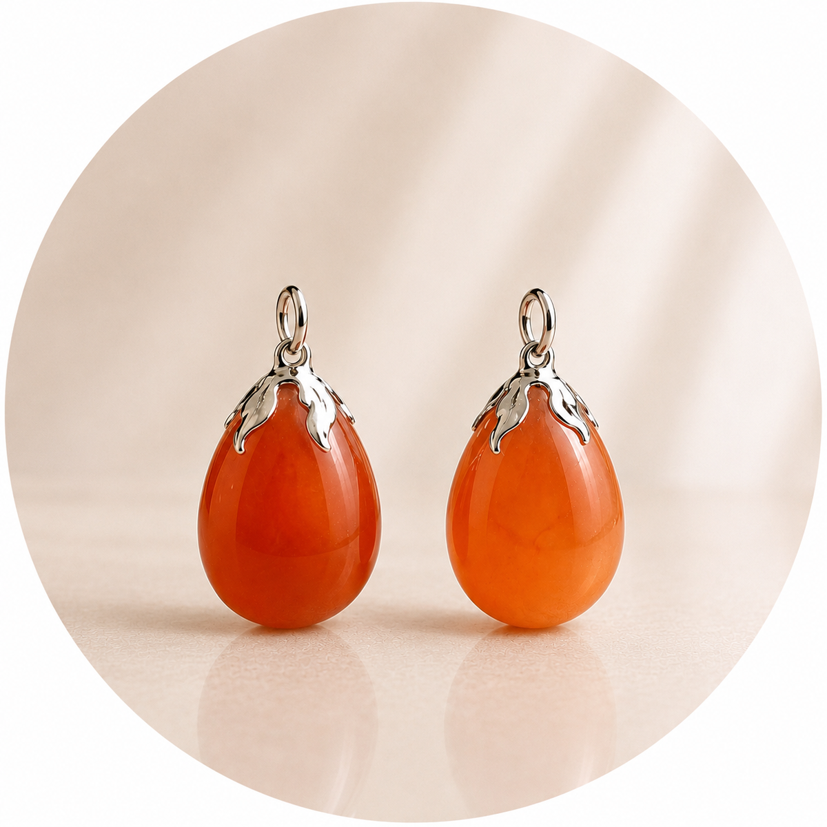 CIONDOLO IN CORNIOLA FOGLIA ARGENTO - Vitalità, coraggio e motivazione | Scopri su Clorophilla Shop