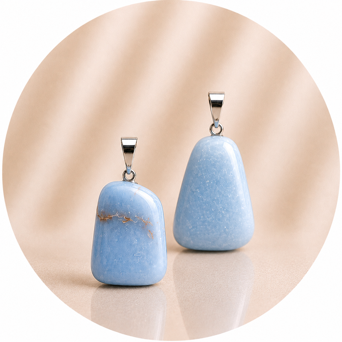 CIONDOLO IN ANGELITE BURATTATA - Calma, serenità e pace interiore | Scopri su Clorophilla Shop