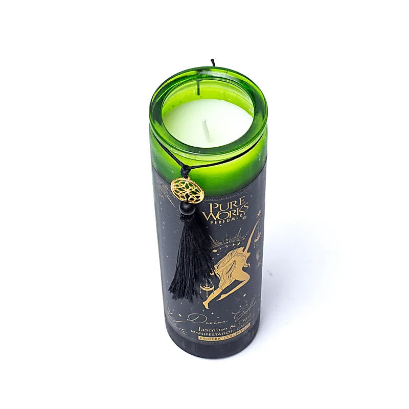 Divine Goddess Candela in vetro con Nappa - Gelsomino e Legno di Oud | Scopri su Clorophilla Shop