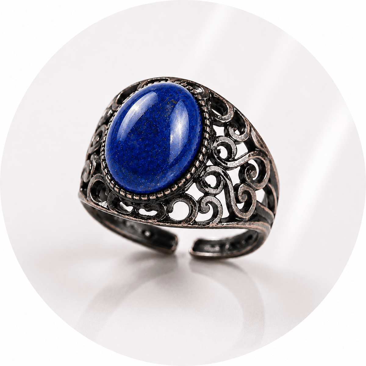 ANELLO CON LAPISLAZZULI IN OTTONE - Saggezza, comunicazione e consapevolezza - Clorophilla Shop