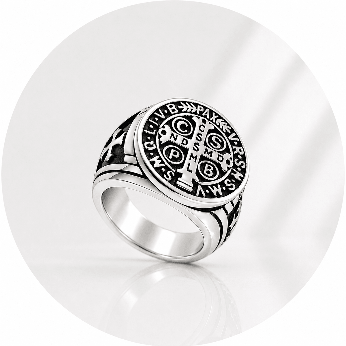 ANELLO CROCE DI SAN BENEDETTO IN ACCIAIO INOX - Colore argento - Clorophilla Shop