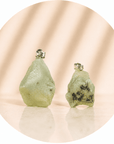 CIONDOLO IN PREHNITE - Serenità, intuizione e armonia interiore - Clorophilla Shop