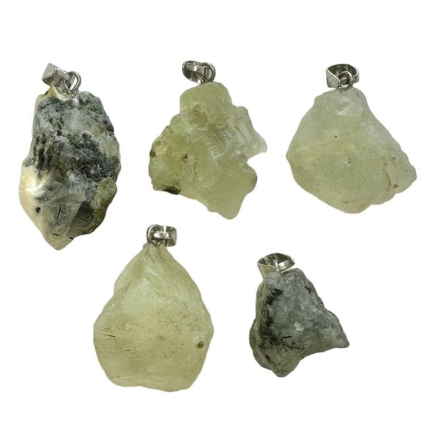 CIONDOLO IN PREHNITE - Serenità, intuizione e armonia interiore - Clorophilla Shop