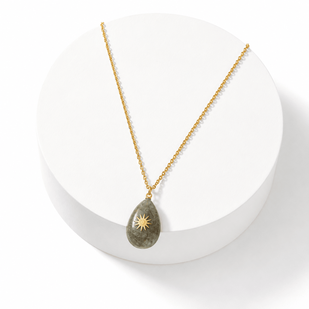 COLLANA IN LABRADORITE CON SOLE - Acciaio inox dorato - Clorophilla Shop