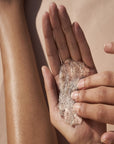 HEI POA GOMMAGE GOURMAND NOURISSANT - Scrub Olio di cocco bio, Cristalli di sale, Polpa e gusci di cocco - Clorophilla Shop