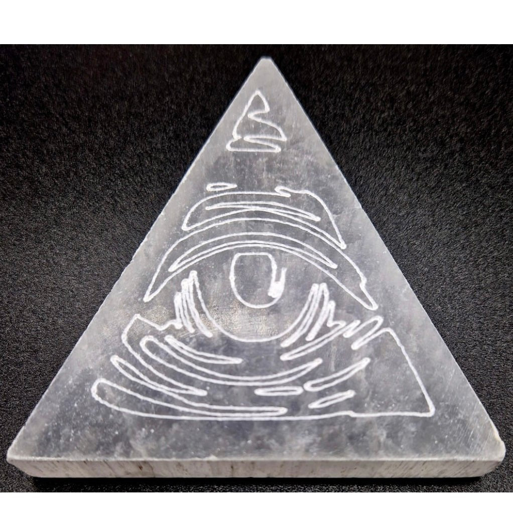 PIRAMIDE IN SELENITE TERZO OCCHIO - Consapevolezza e intuizione - Clorophilla Shop