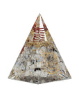 PIRAMIDE ORGONITE IN PIETRA DI LUNA CON SIMBOLO LUNA - Equilibrio e fertilità - Clorophilla Shop