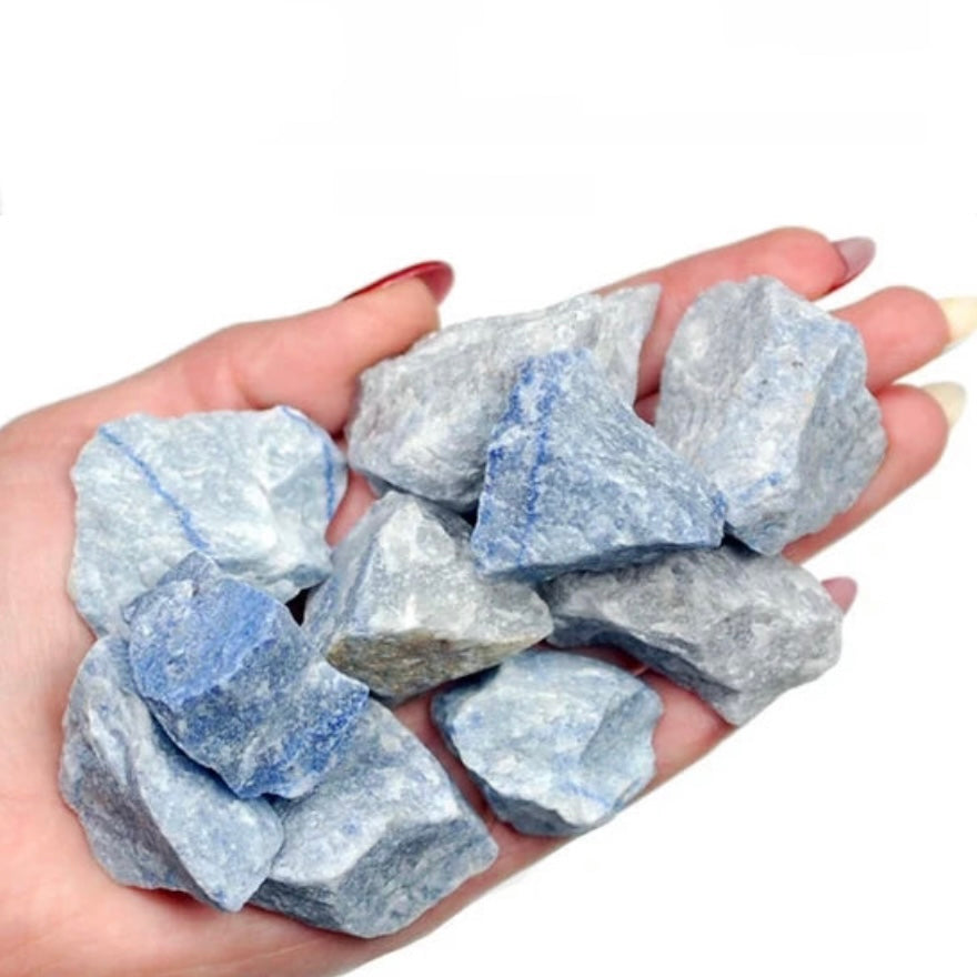 Quarzo Blu Grezzo calmante Origine Brasile - Pietra da 3-5cm | Scopri su Clorophilla Shop