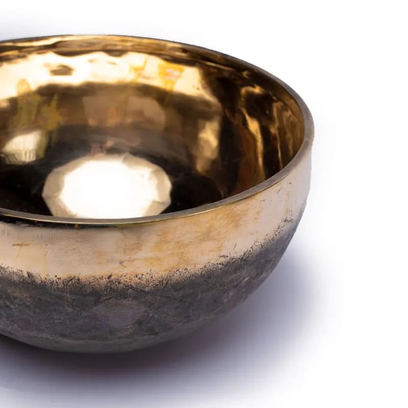 Campana Tibetana Ishana Nero/Oro 22,5cm 1,4-1,6kg | Scopri su Clorophilla Shop