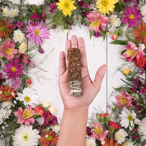 Sagrada Madre Smudge di erbe artigianali - Salvia, Cannella e Anice | Scopri su Clorophilla Shop